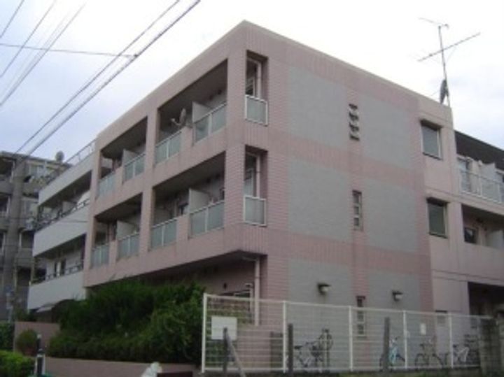 東京都世田谷区下馬2丁目の賃貸マンションの外観