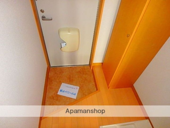 ストリーム代沢の玄関