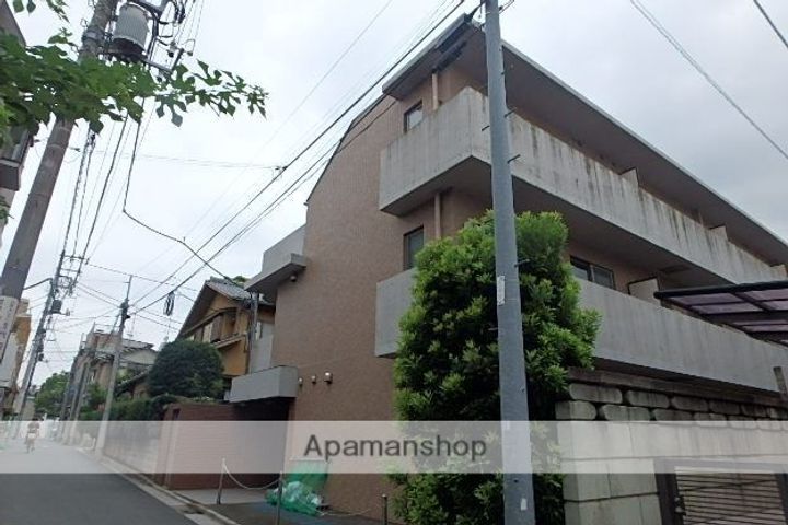 グランデッサ下北沢の外観