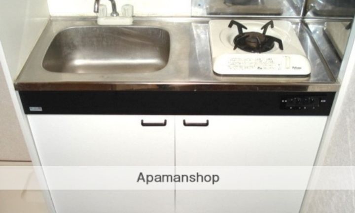 東京都小金井市本町2丁目の賃貸マンションのキッチン