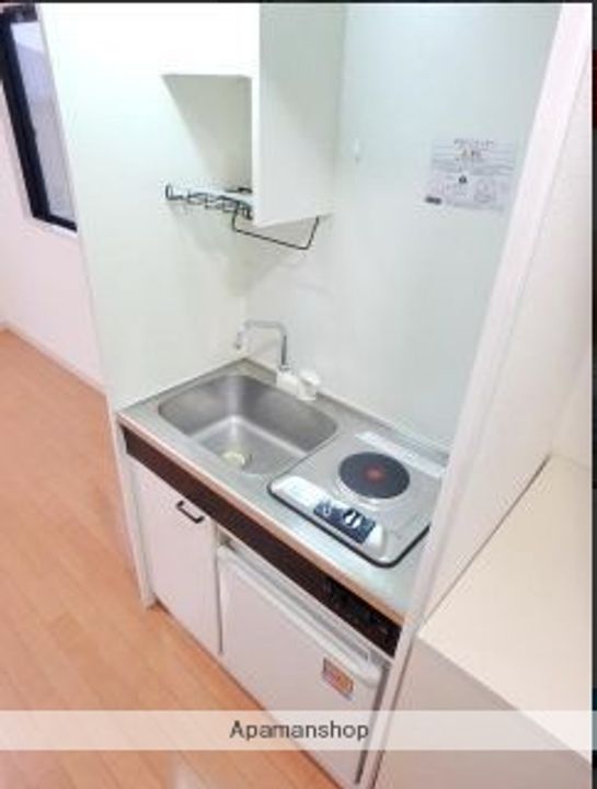 東京都武蔵野市西久保2丁目の賃貸マンションのキッチン
