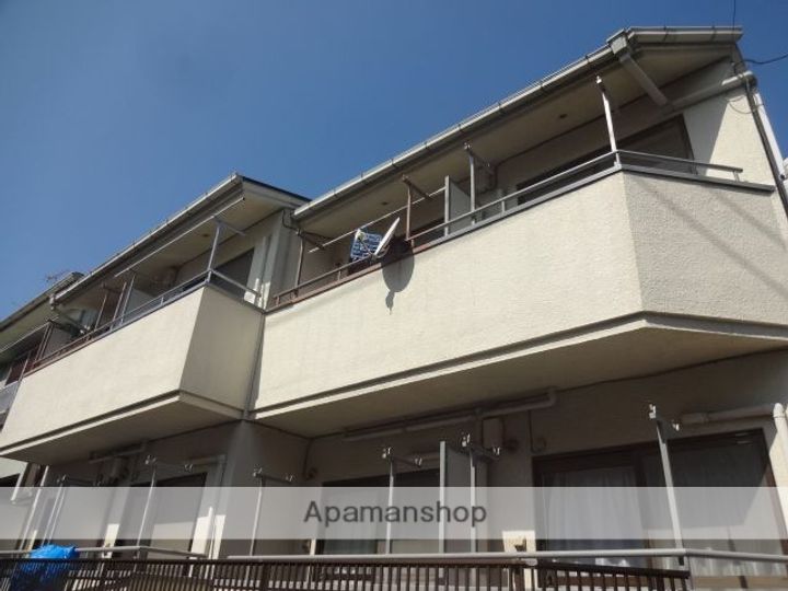 第3オギシマハイツの外観