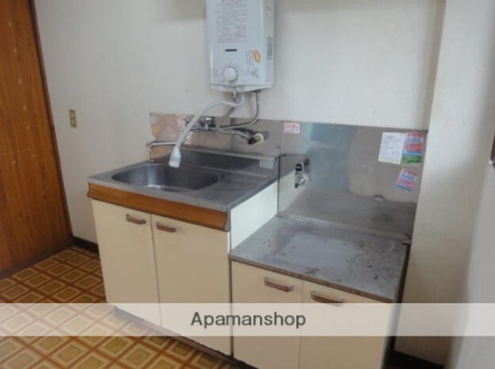 東京都三鷹市井口4丁目の賃貸アパートのキッチン