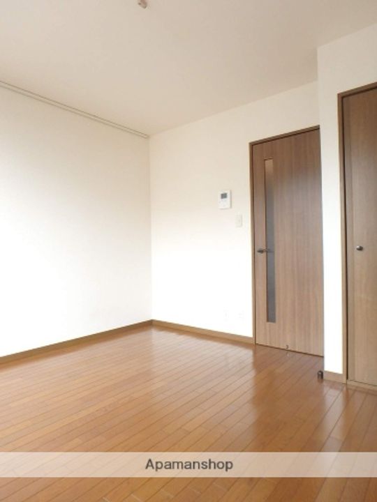 東京都武蔵野市吉祥寺東町4丁目の賃貸アパートの居間