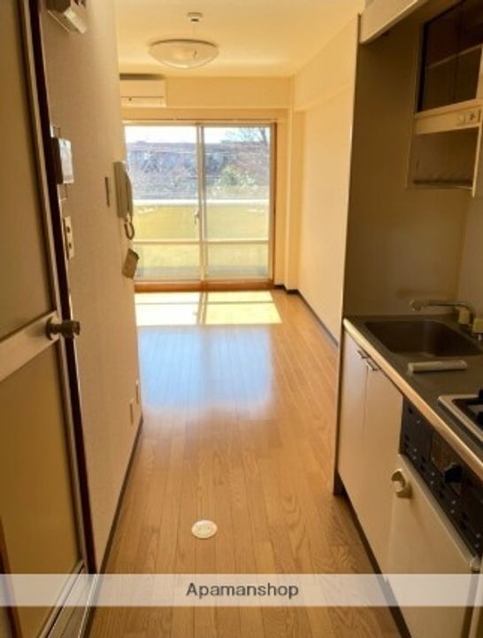 サードスクエアの内装