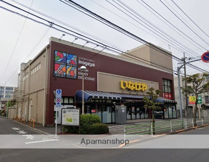 サードスクエアの周辺