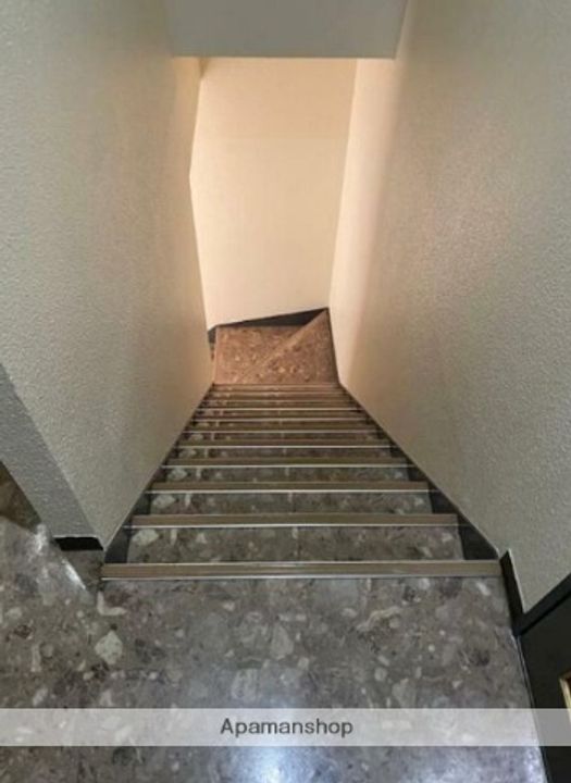 東京都杉並区高井戸東2丁目の賃貸マンションの外観