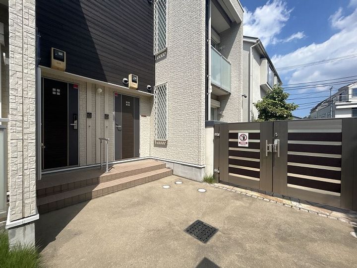 レオネクストFERIO瀬田の外観