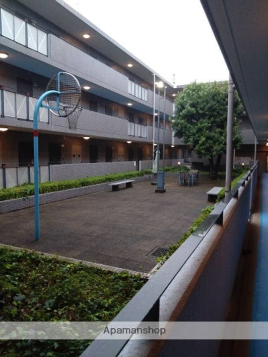 東京都三鷹市井口3丁目の賃貸マンションの内装