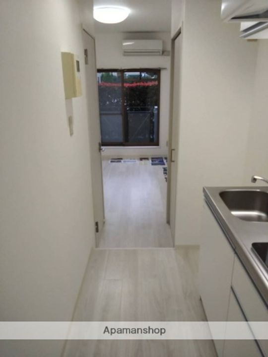 東京都三鷹市井口3丁目の賃貸マンションの内装