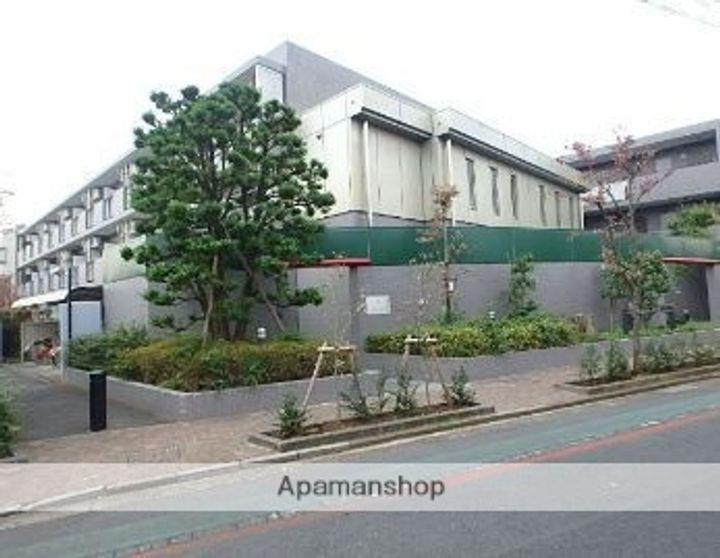 東京都三鷹市井口3丁目の賃貸マンションの外観