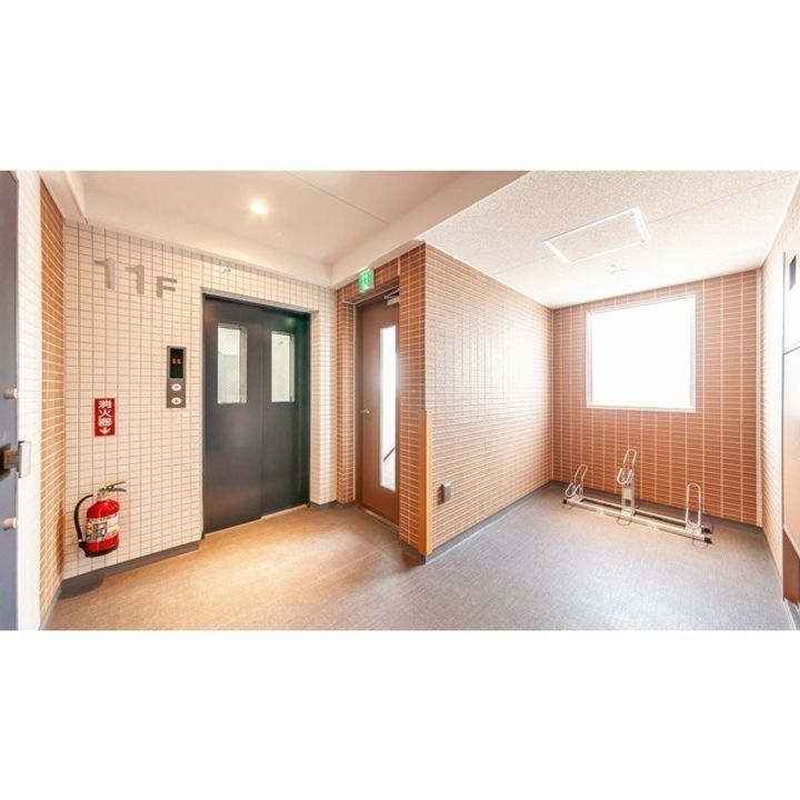 リバーレ東新宿の外観