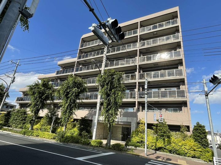 東京都小金井市東町4丁目の賃貸マンションの外観