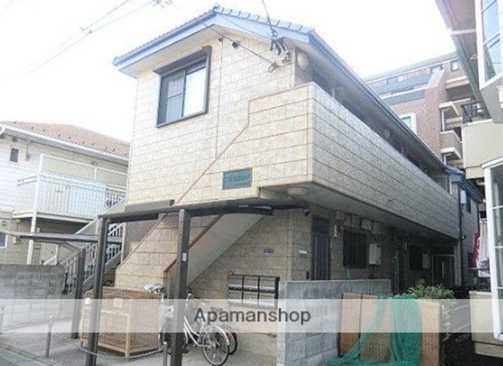 東京都三鷹市井口1丁目の賃貸アパートの外観