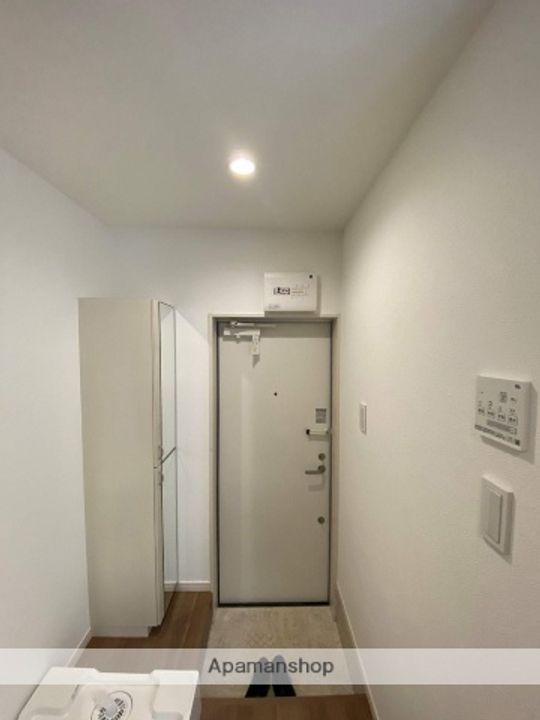 東京都杉並区下井草2丁目の賃貸アパートの玄関
