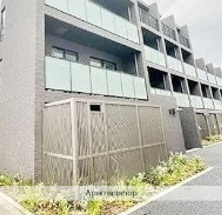 東京都杉並区上高井戸2丁目の賃貸マンションの外観