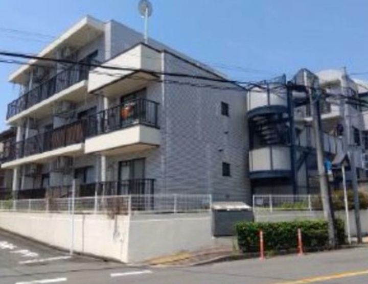 セダーバックの外観