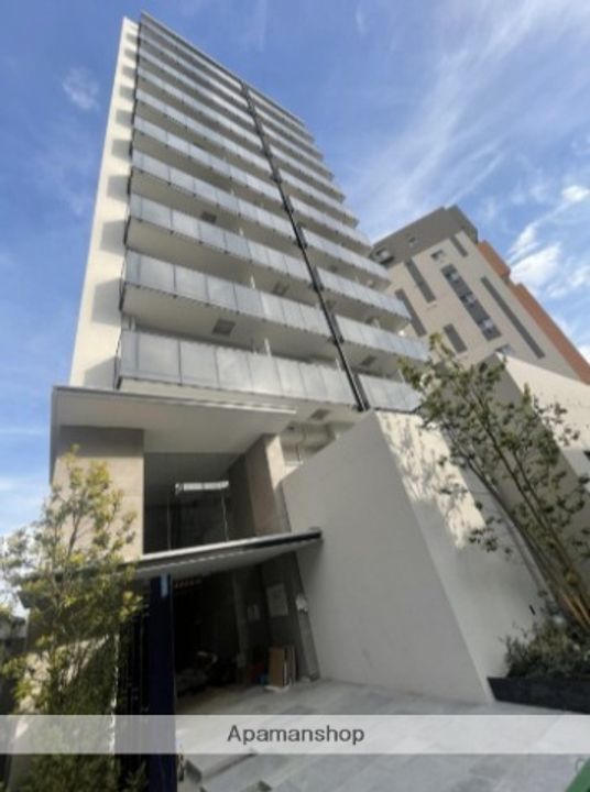 クレストコート東中野の外観