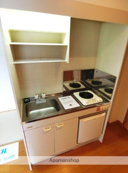 東京都目黒区下目黒2丁目の賃貸マンションのキッチン