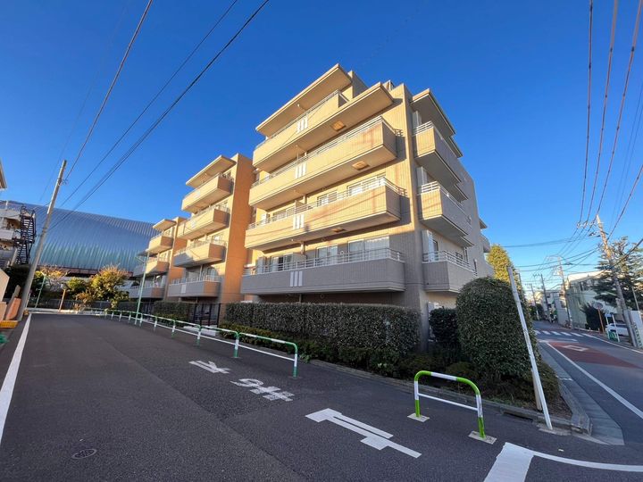 ピュアステージ千歳船橋の外観