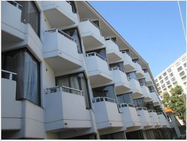 東京都目黒区中目黒4丁目の賃貸マンションの外観