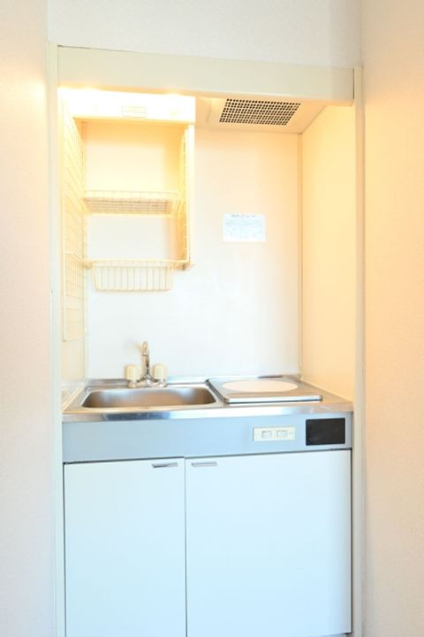 東京都世田谷区代田4丁目の賃貸マンションのキッチン