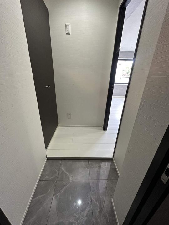 LIVEFLAT学芸大学の玄関