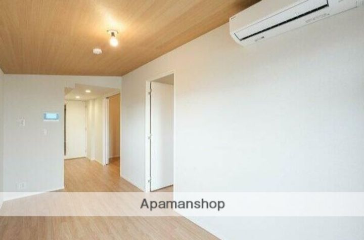 リビオメゾン大岡山の居間