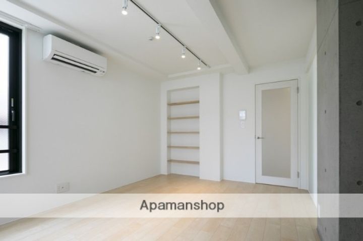 EXAM祐天寺Ⅱの居間