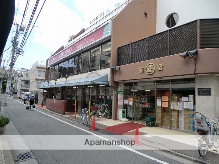東京都渋谷区富ヶ谷2丁目の賃貸マンションの周辺