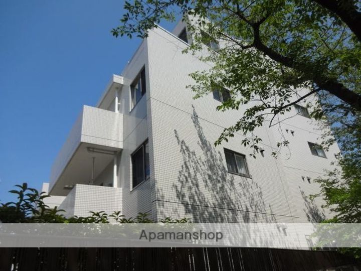 東京都世田谷区八幡山3丁目の賃貸マンションの外観