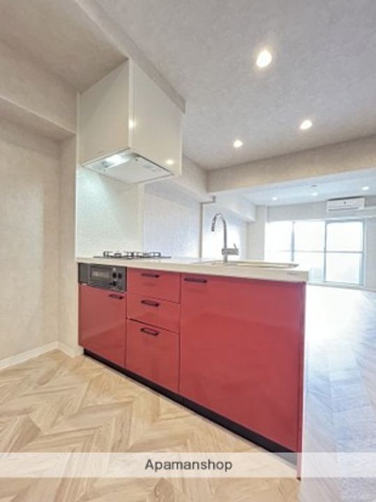 東京都目黒区目黒3丁目の賃貸マンションのキッチン