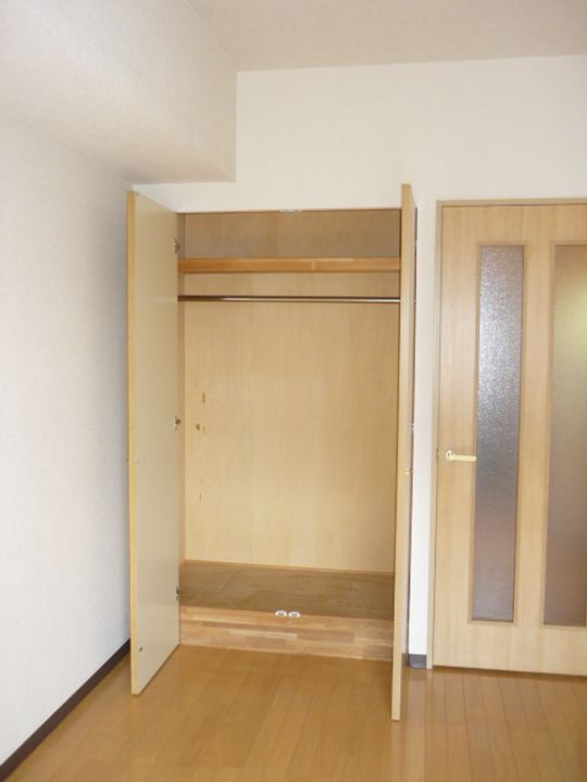 東京都目黒区目黒本町2丁目の賃貸マンションの内装
