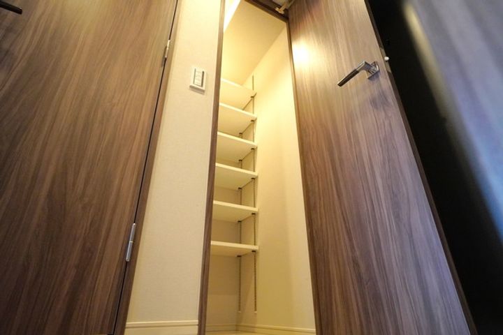 ルフォンプログレ中野坂上の玄関