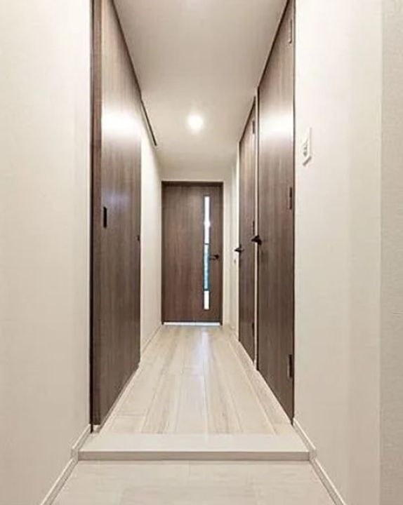 S−RESIDENCE高井戸EASTの玄関