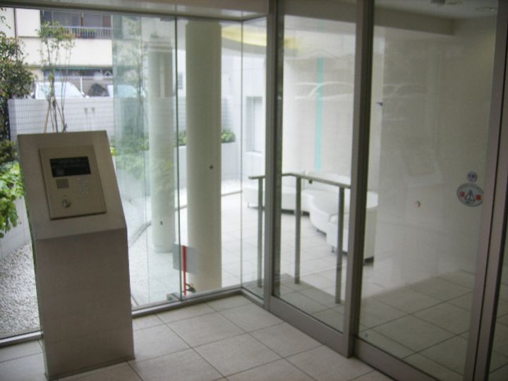 THEパームス代々木上原コスモテラスの外観