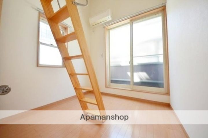 クライネスハイム国立106の内装