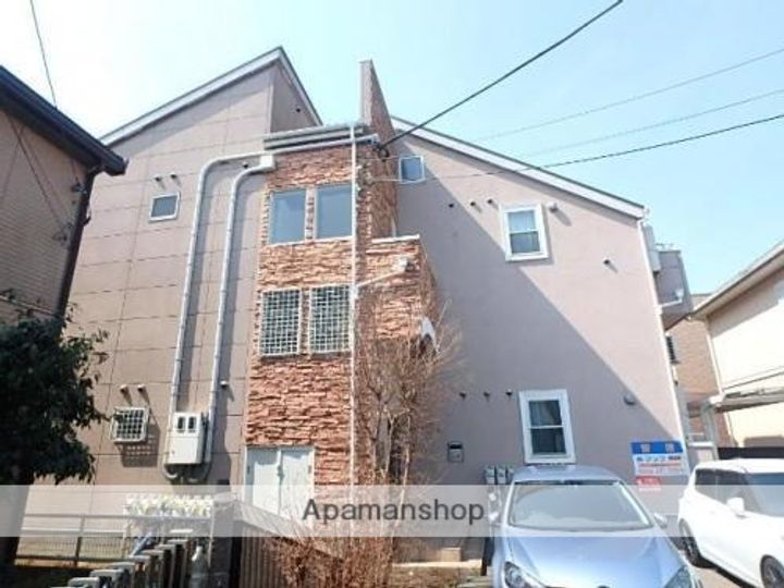 クライネスハイム国立106の外観