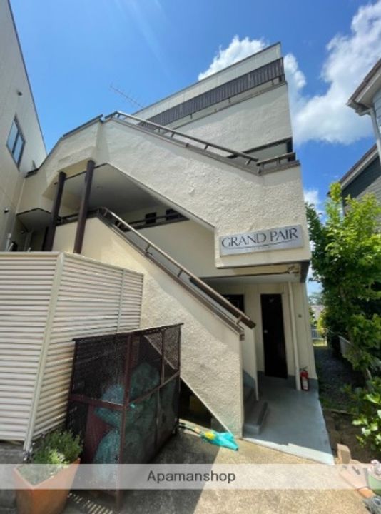 グランドペア302の外観