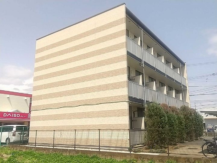 レオパレスクレールの外観