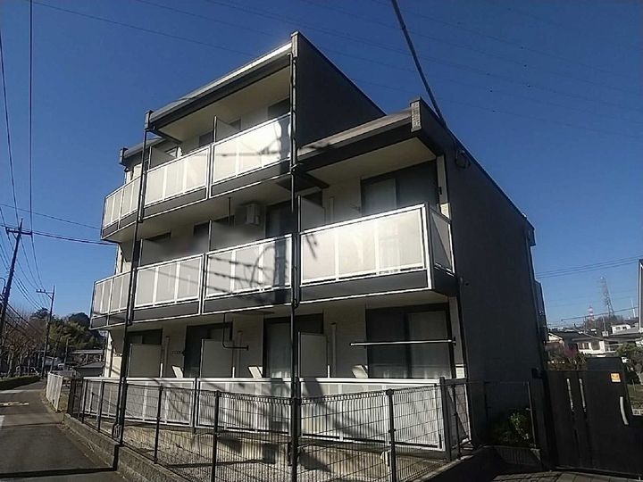 レオパレスコスモスの外観