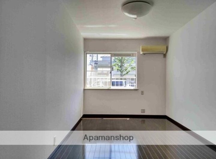 モンシャトー箕輪の居間