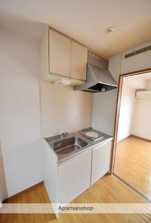 東京都西東京市南町4丁目の賃貸アパートのキッチン
