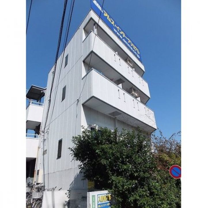 キャッスル・日野台の外観