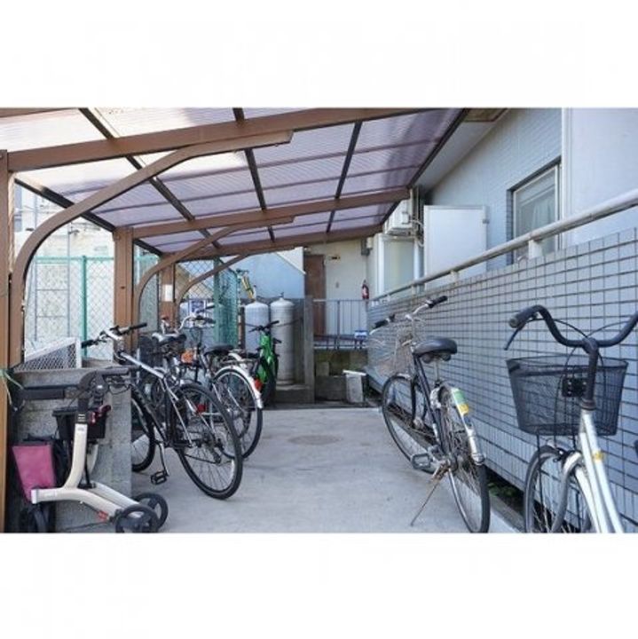 ドウェル砂川の内装