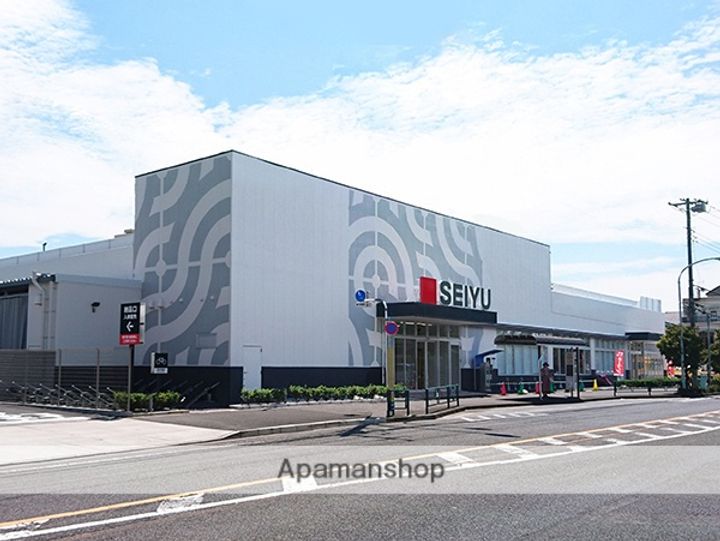 サンアベニュー師岡の周辺