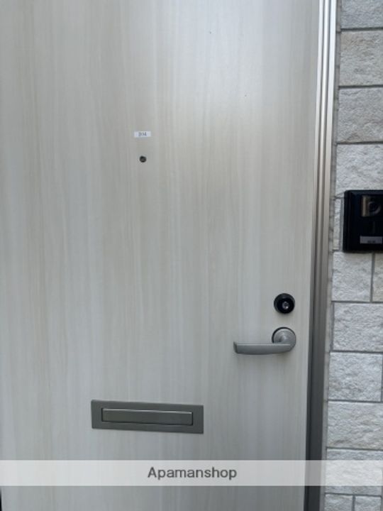 MELDIA府中203の玄関