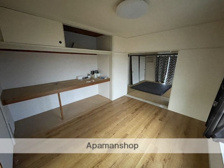 IVYマンションの居間