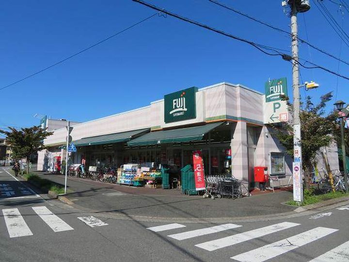 カサヴェールの周辺