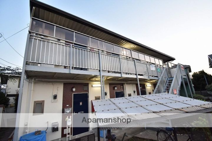 東京都国分寺市内藤2丁目の賃貸アパートの外観